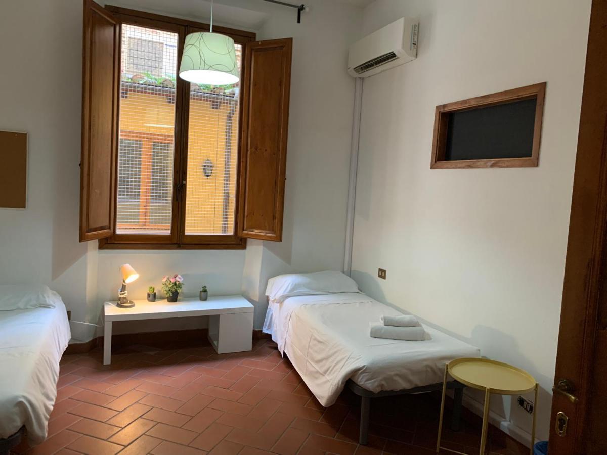 Istay - Sdrucciolo Dei Pitti - Four Apartment Florence
